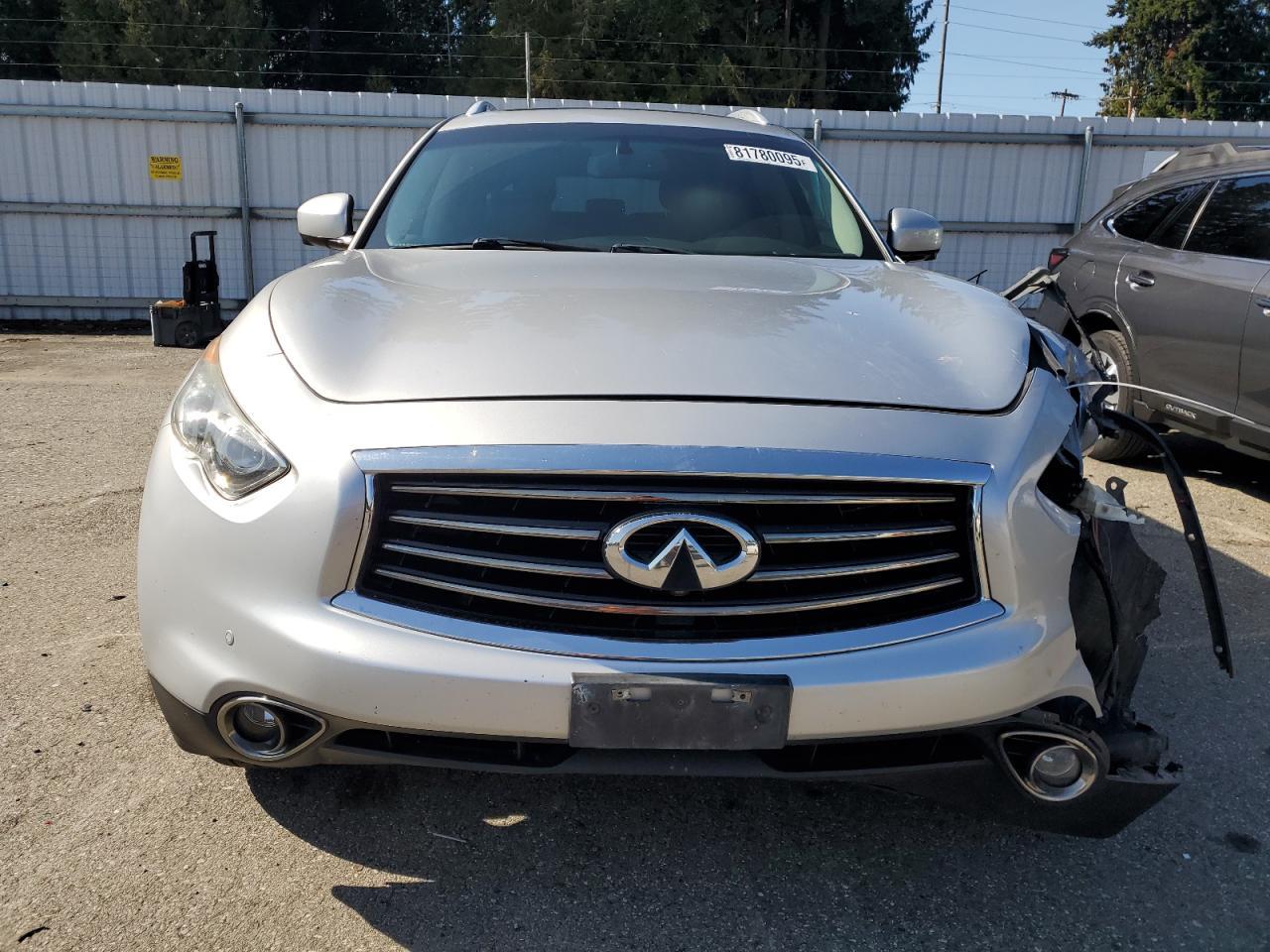 2012 INFINITI FX35
