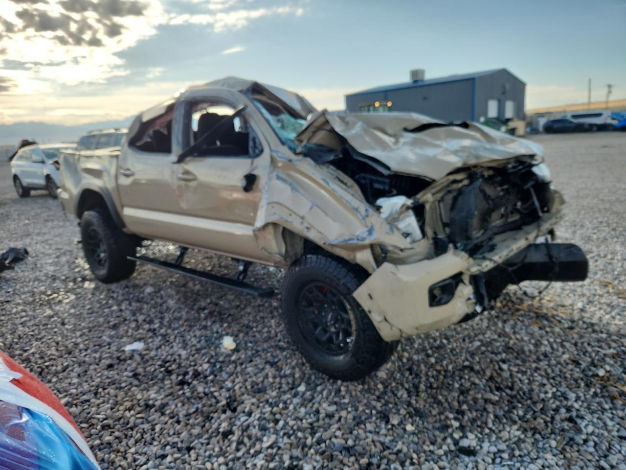 2017 TOYOTA TACOMA