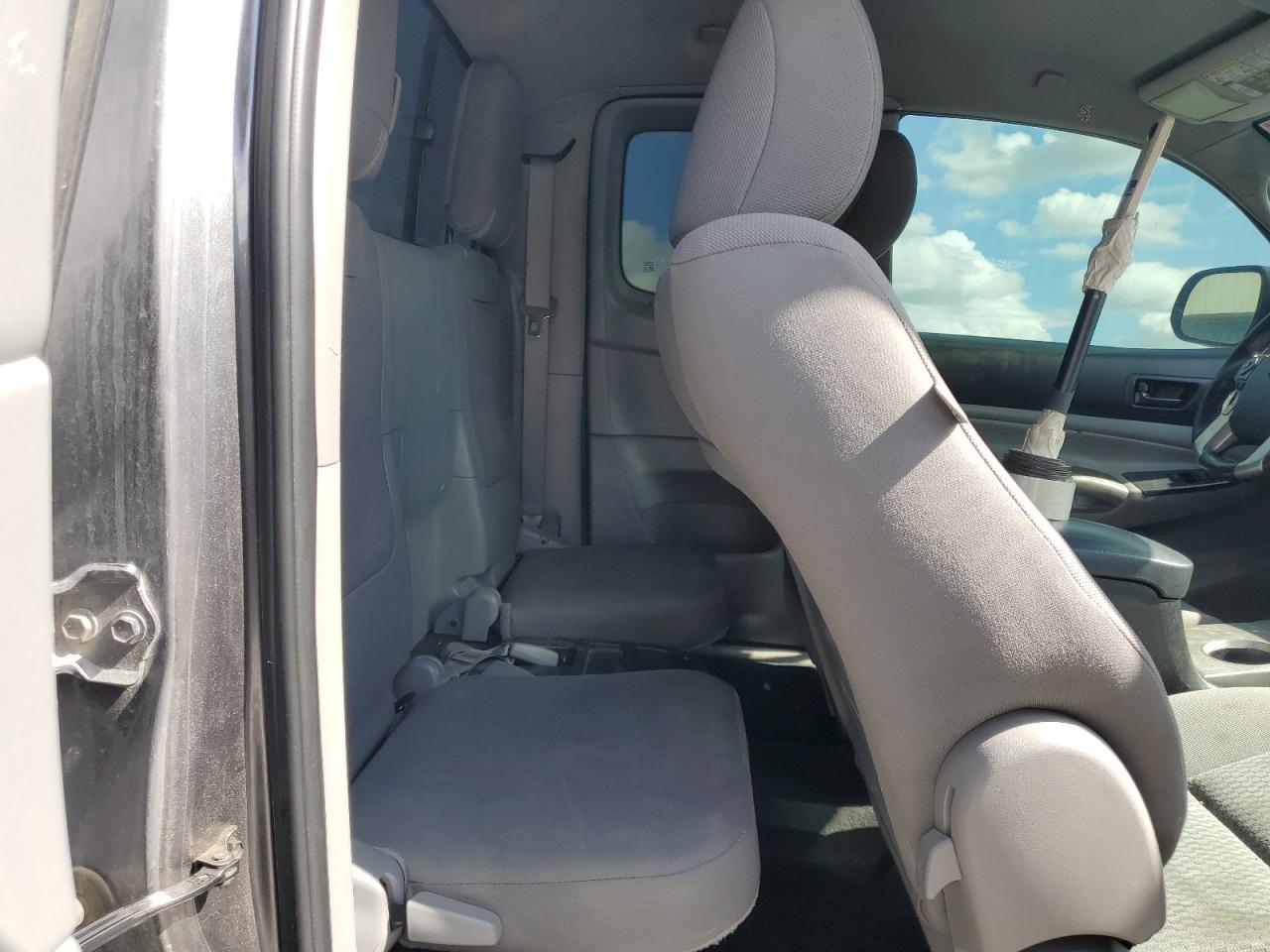 2014 TOYOTA TACOMA