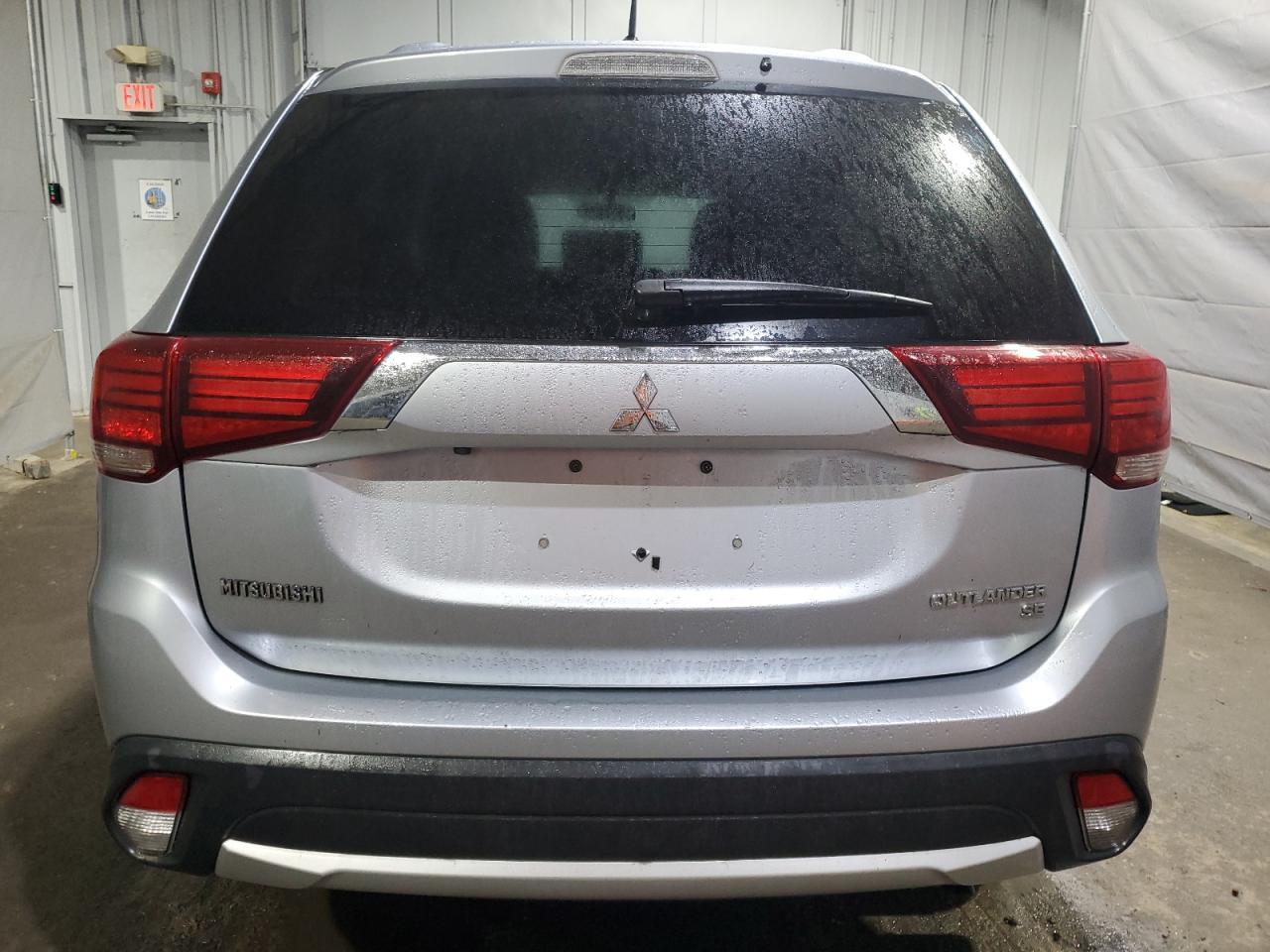 2016 MITSUBISHI outlander