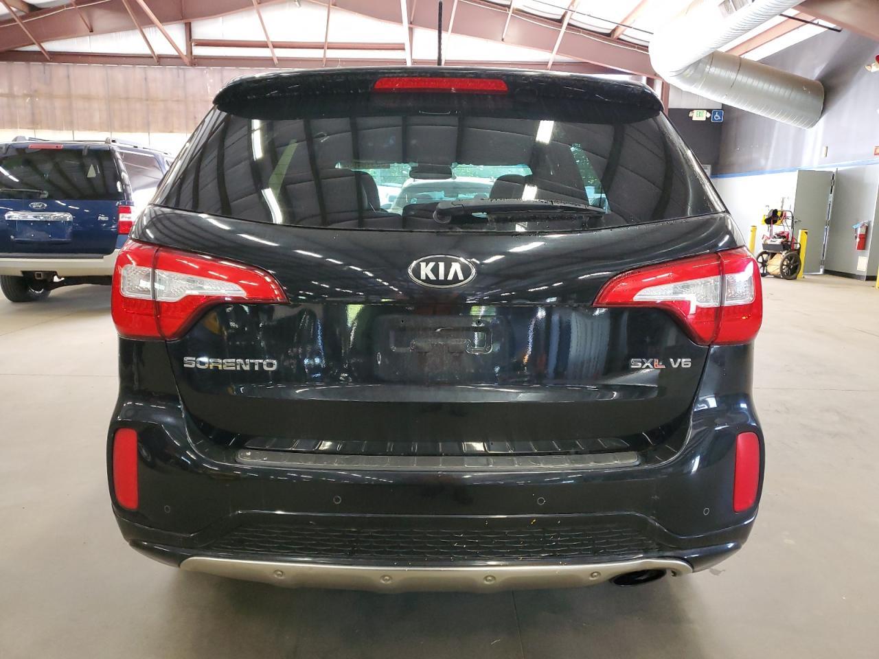 2015 KIA SORENTO