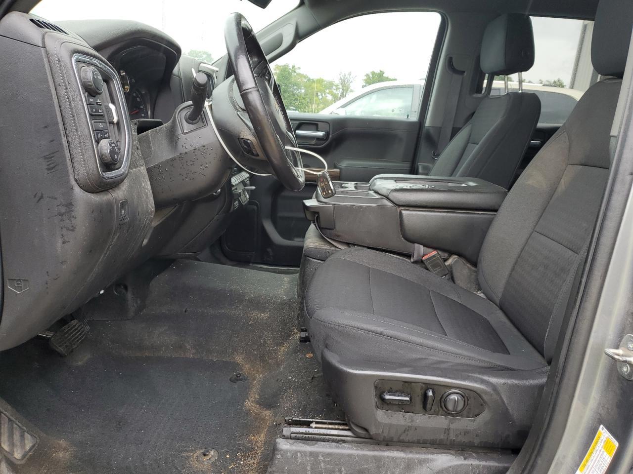2021 CHEVROLET Silverado