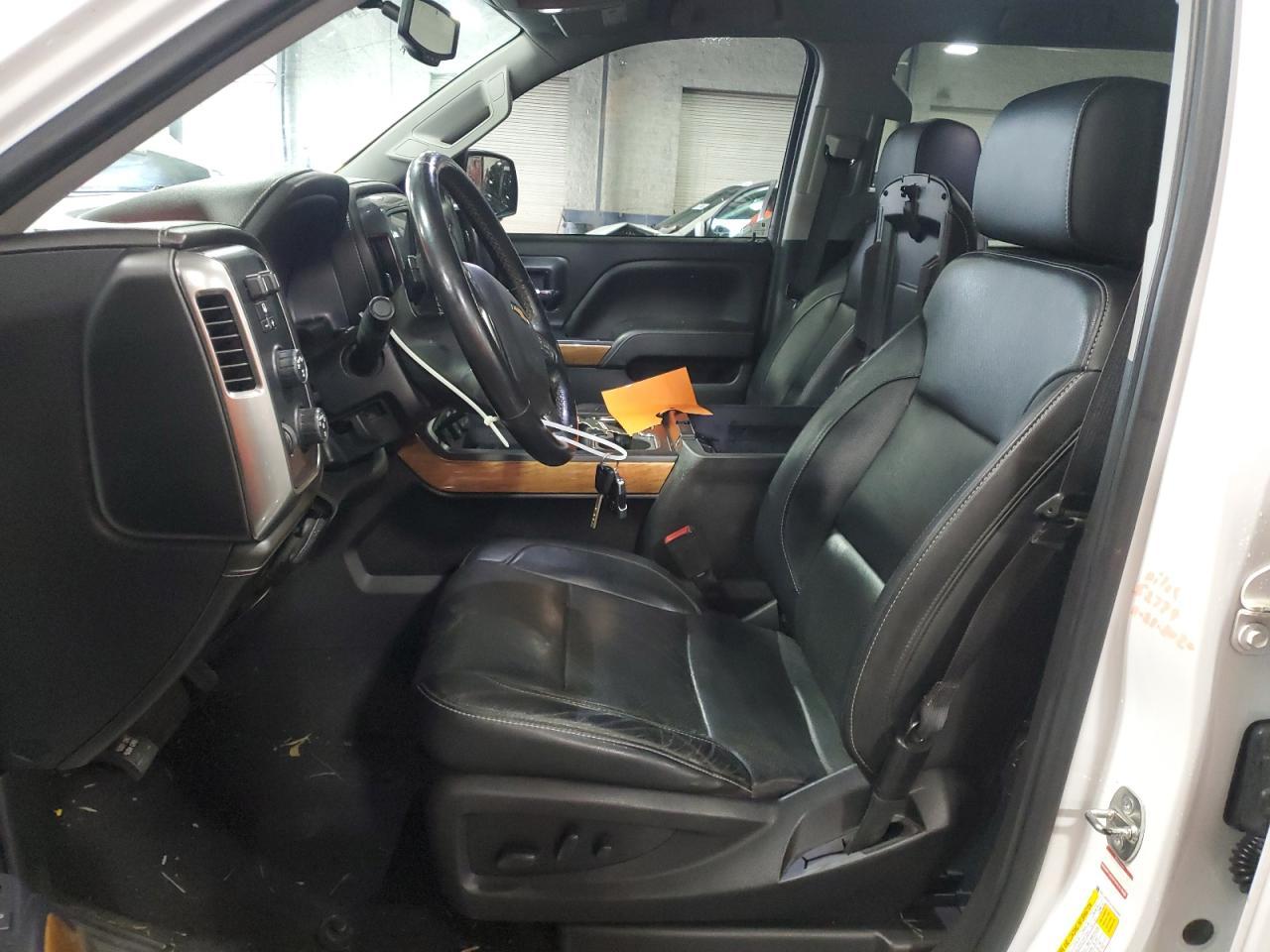 2018 CHEVROLET Silverado