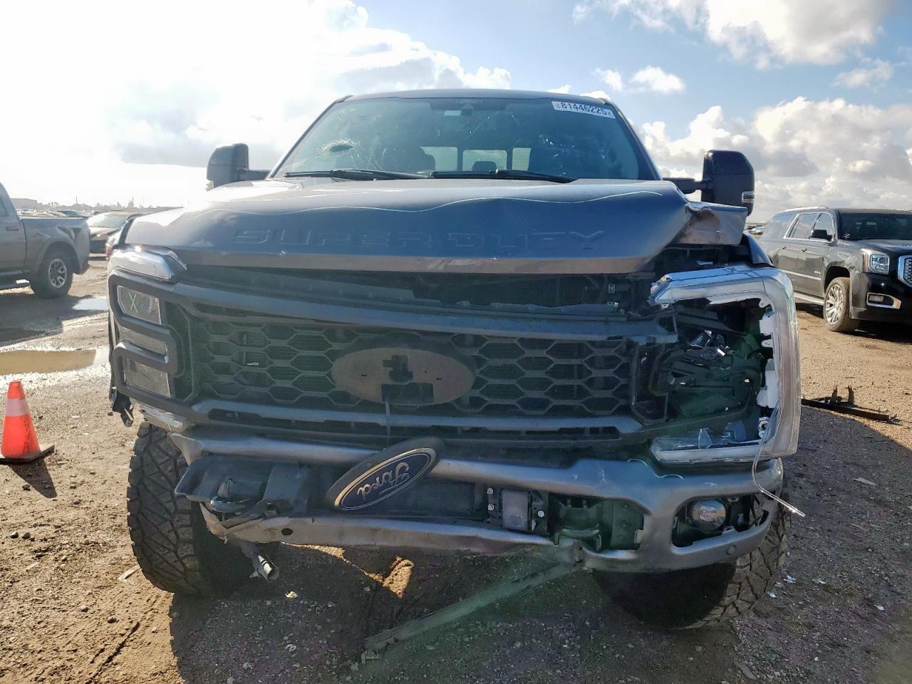 2024 FORD F-250