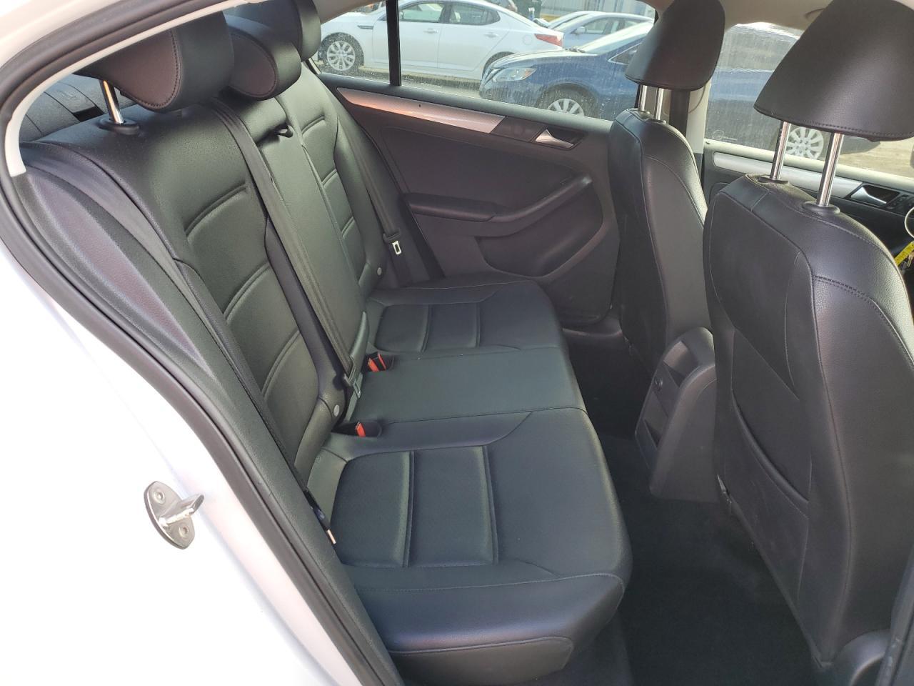 2018 VOLKSWAGEN JETTA