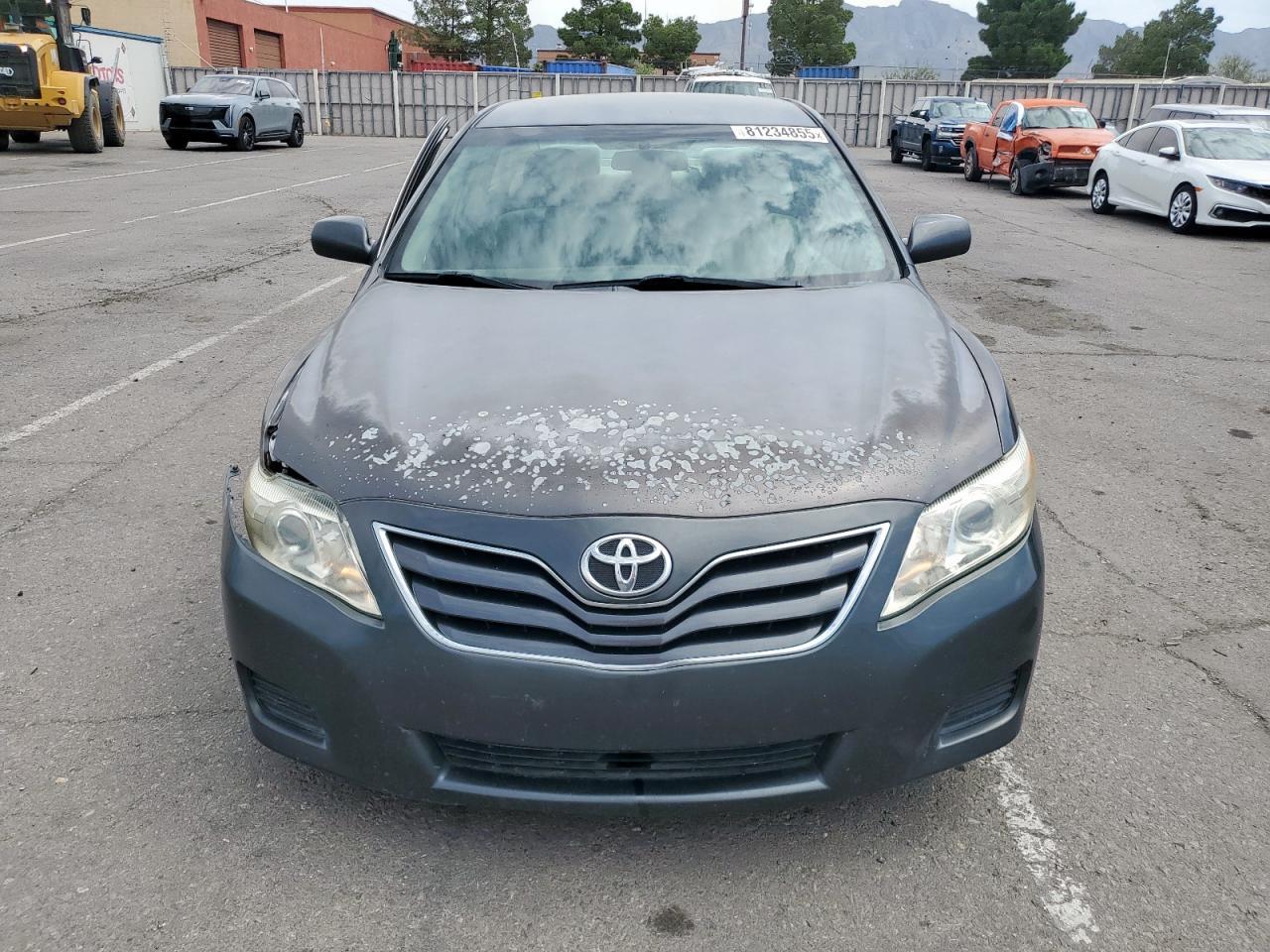 2011 TOYOTA CAMRY