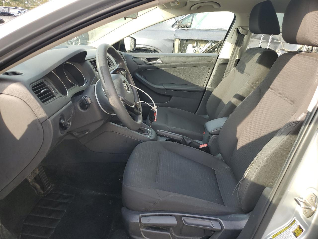2016 VOLKSWAGEN JETTA