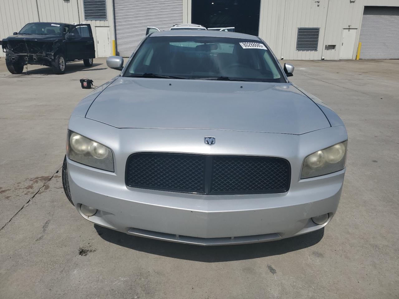 2010 DODGE CHARGER