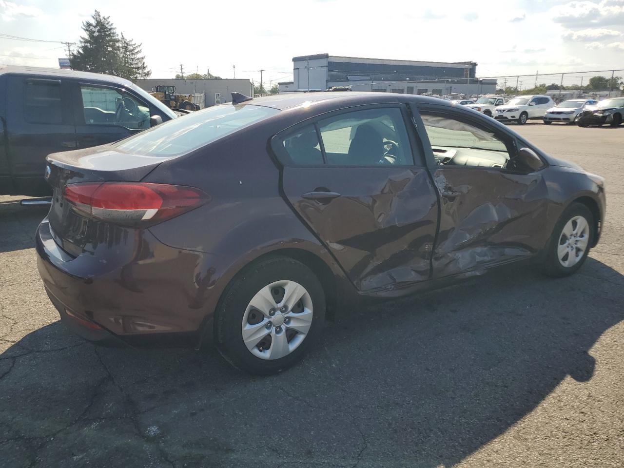 2017 KIA FORTE