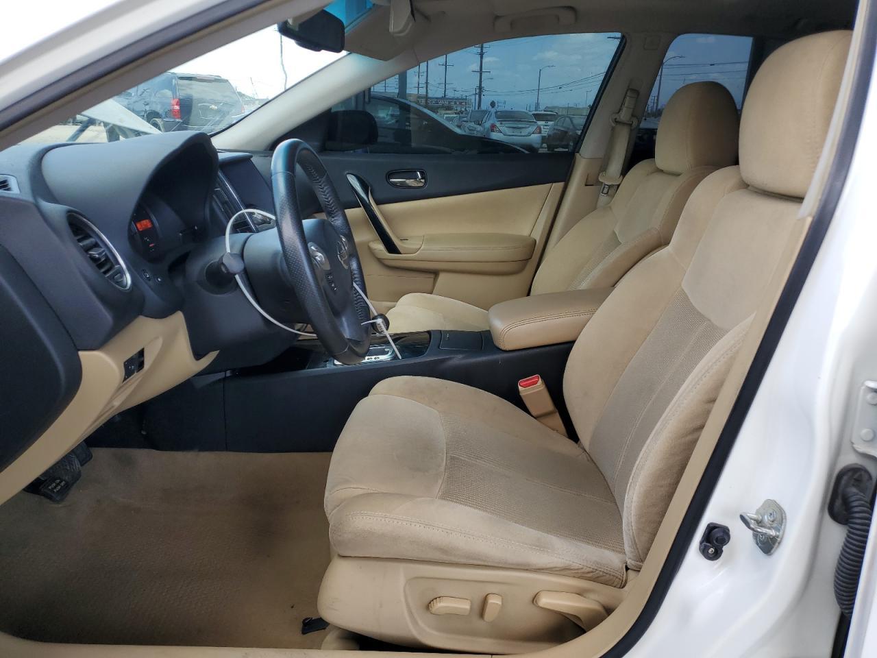 2011 NISSAN Maxima
