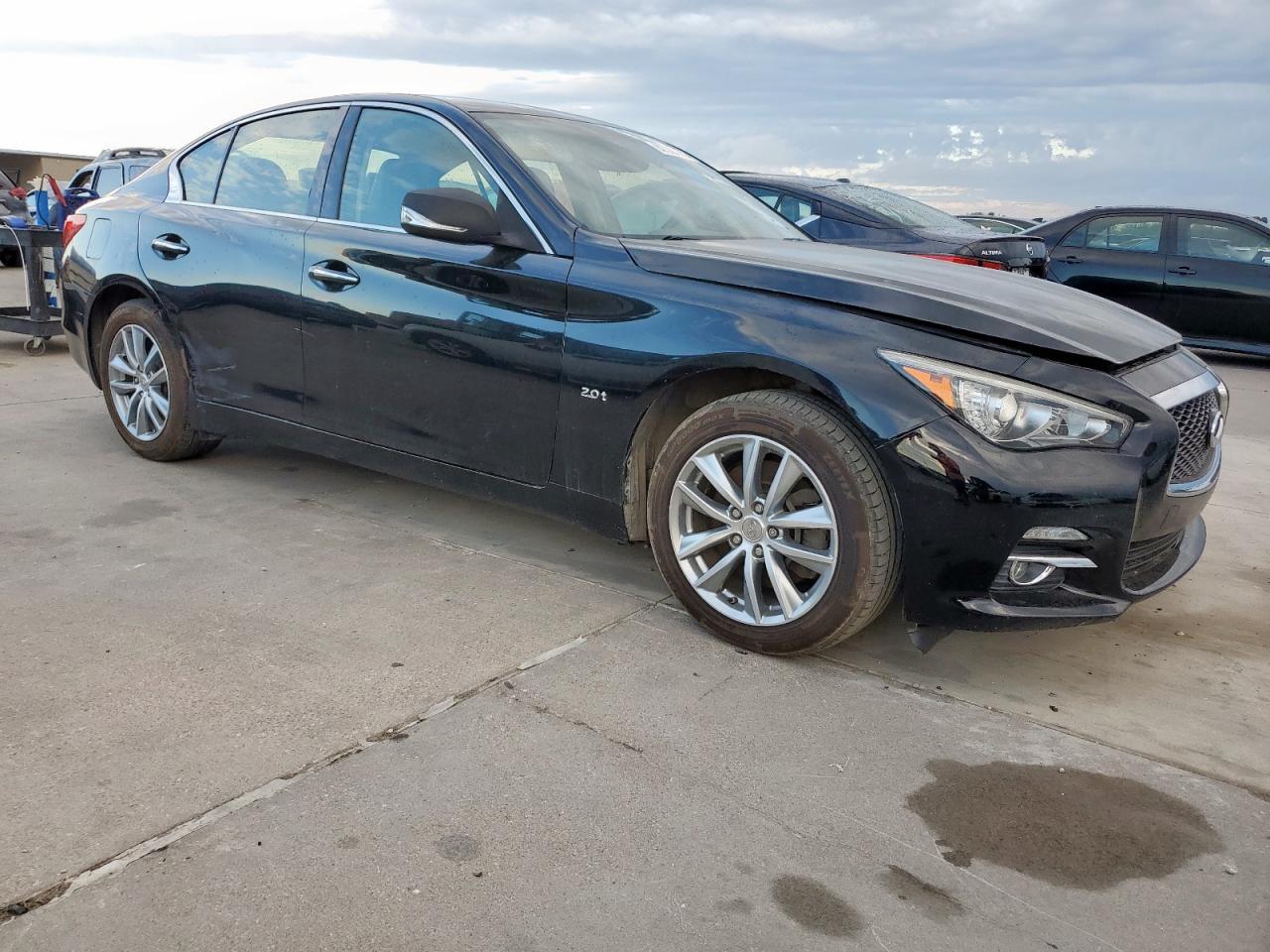 2017 INFINITI Q50
