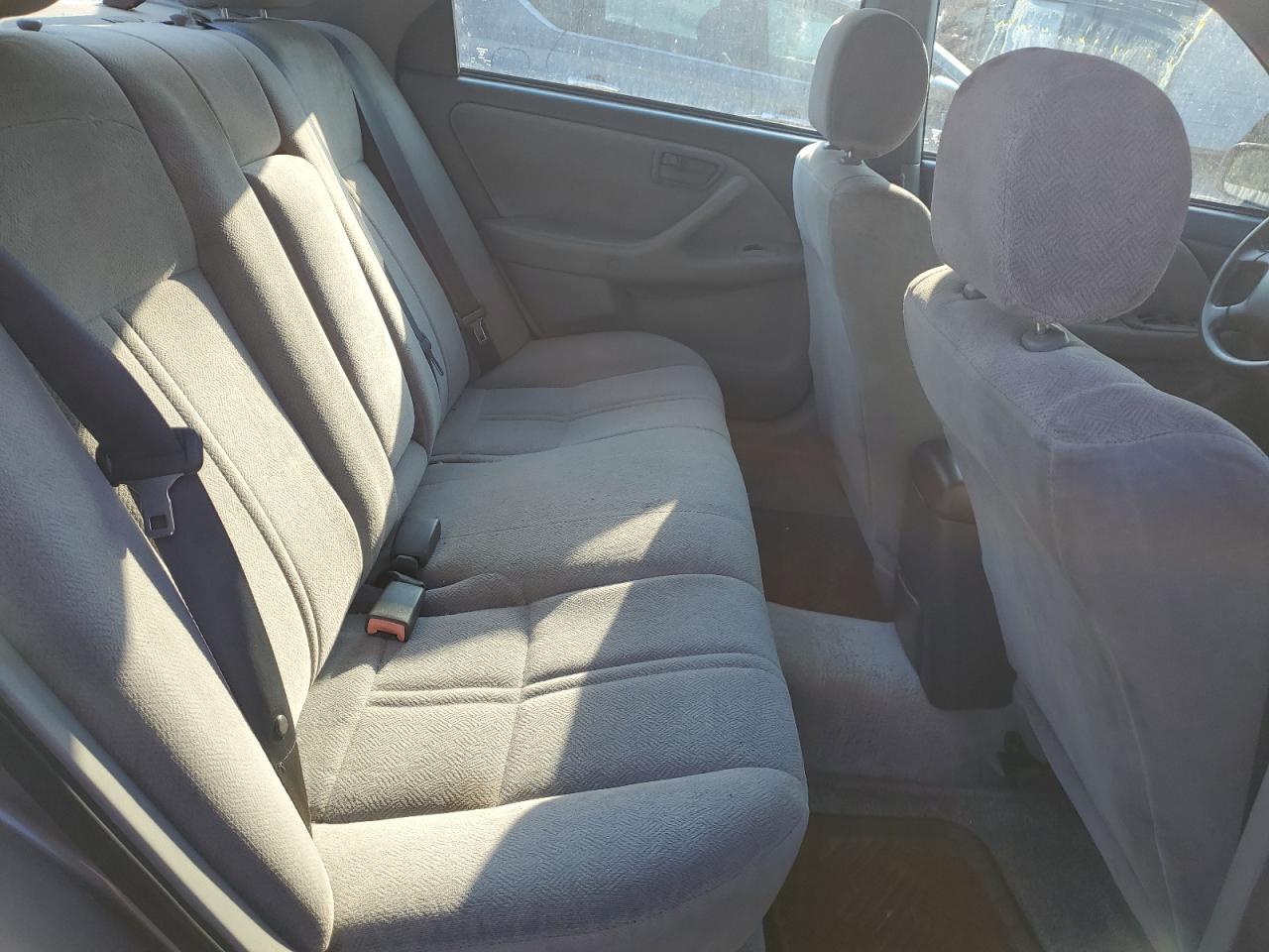 2001 TOYOTA CAMRY