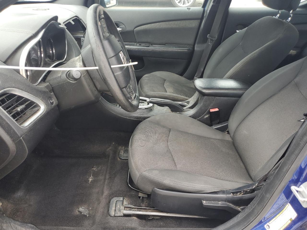 2013 DODGE Avenger