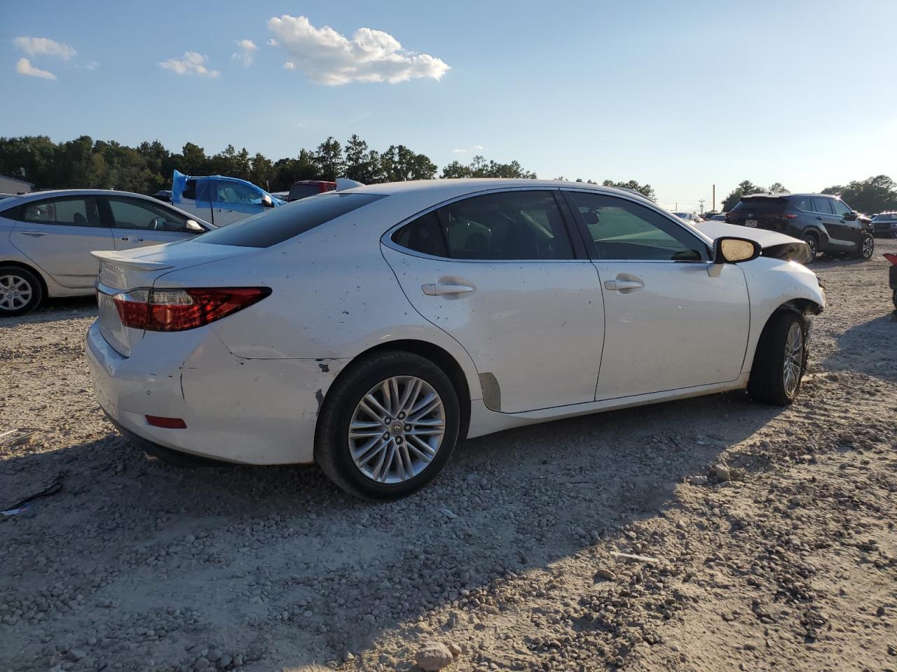 2019 LEXUS Es