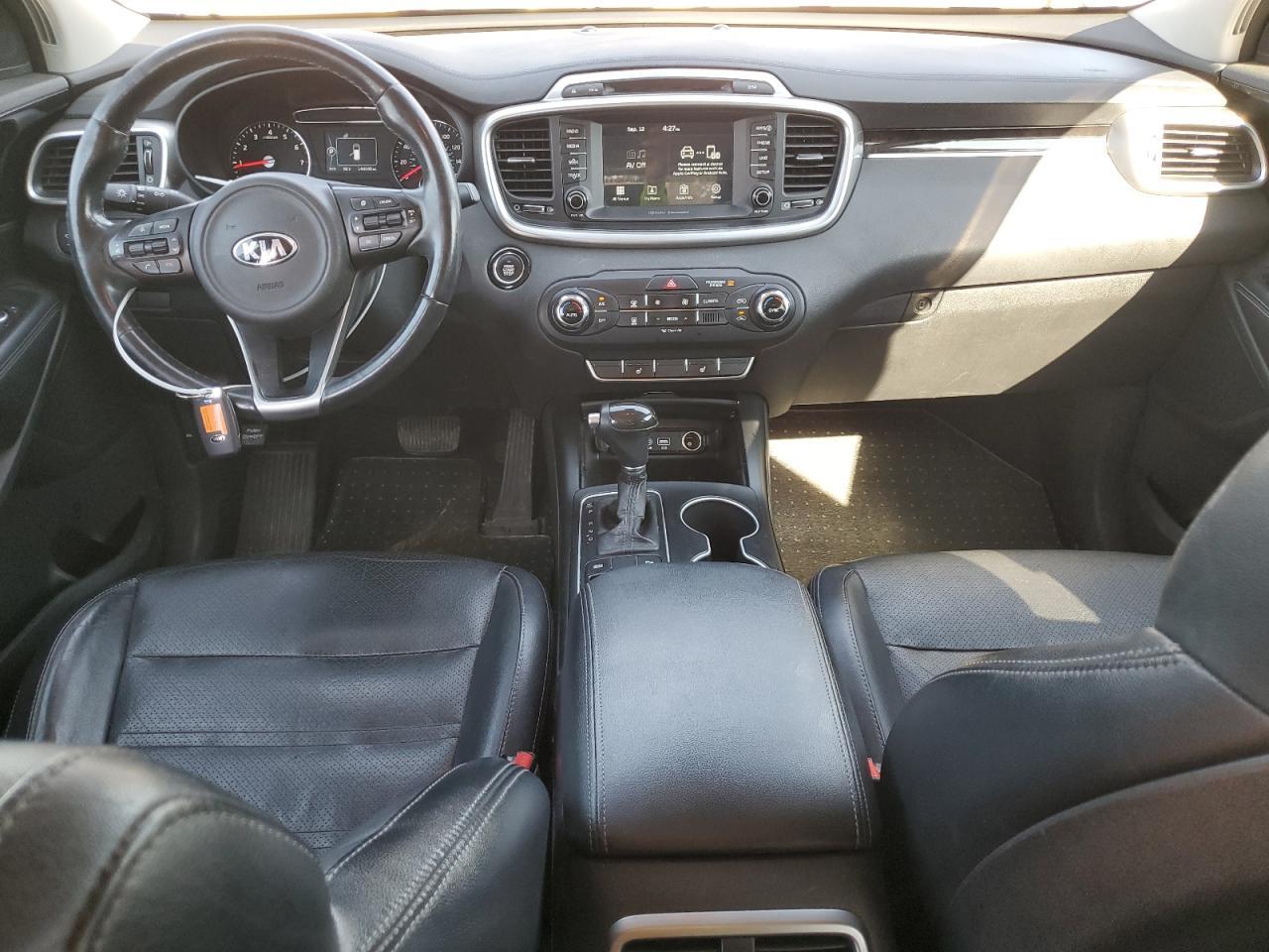 2017 KIA SORENTO