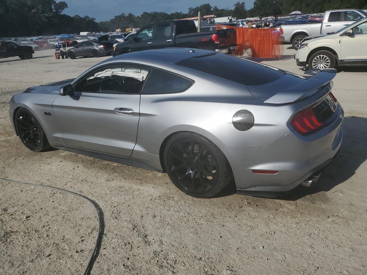 2020 FORD MUSTANG