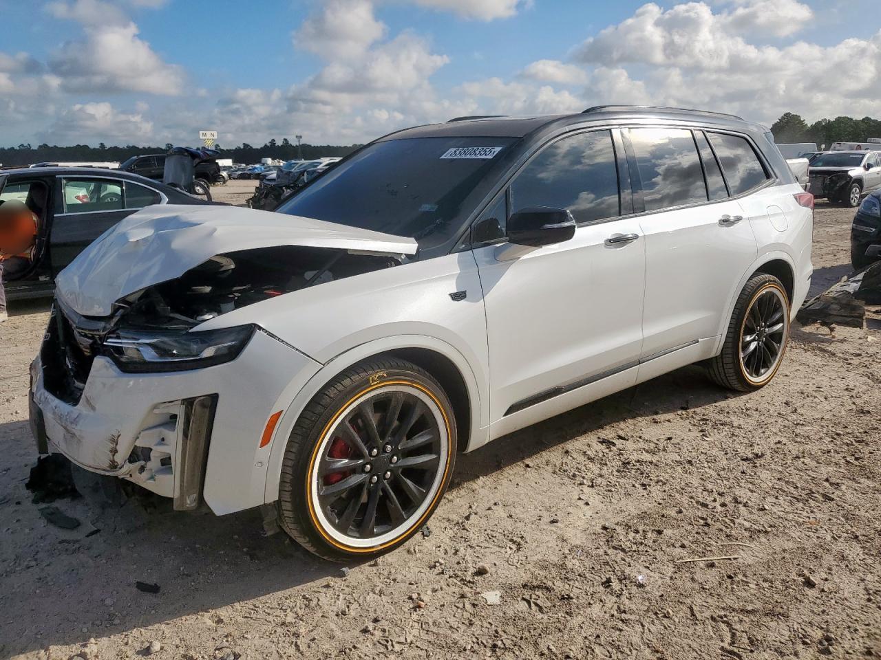 2021 CADILLAC XT6