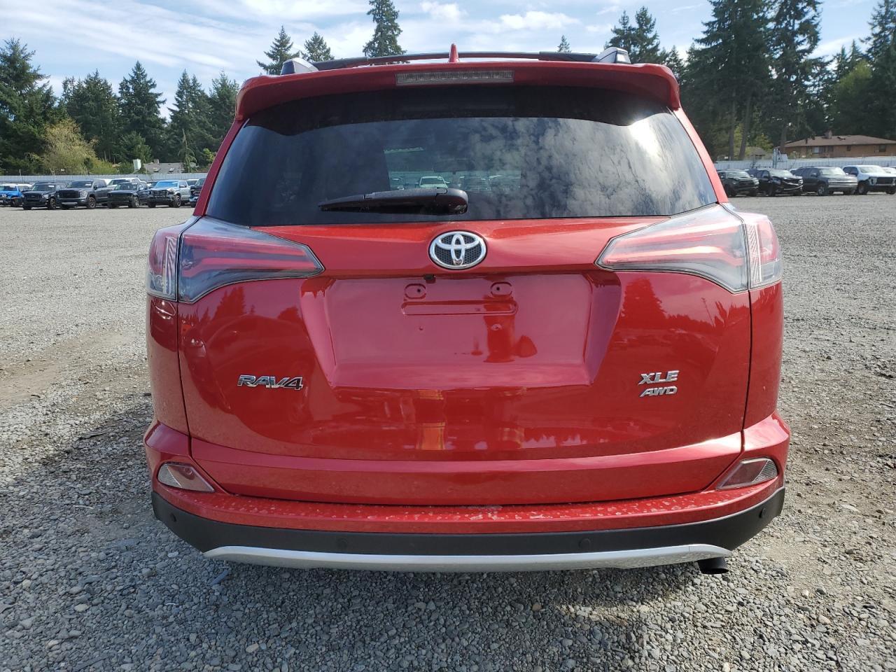 2016 TOYOTA RAV4