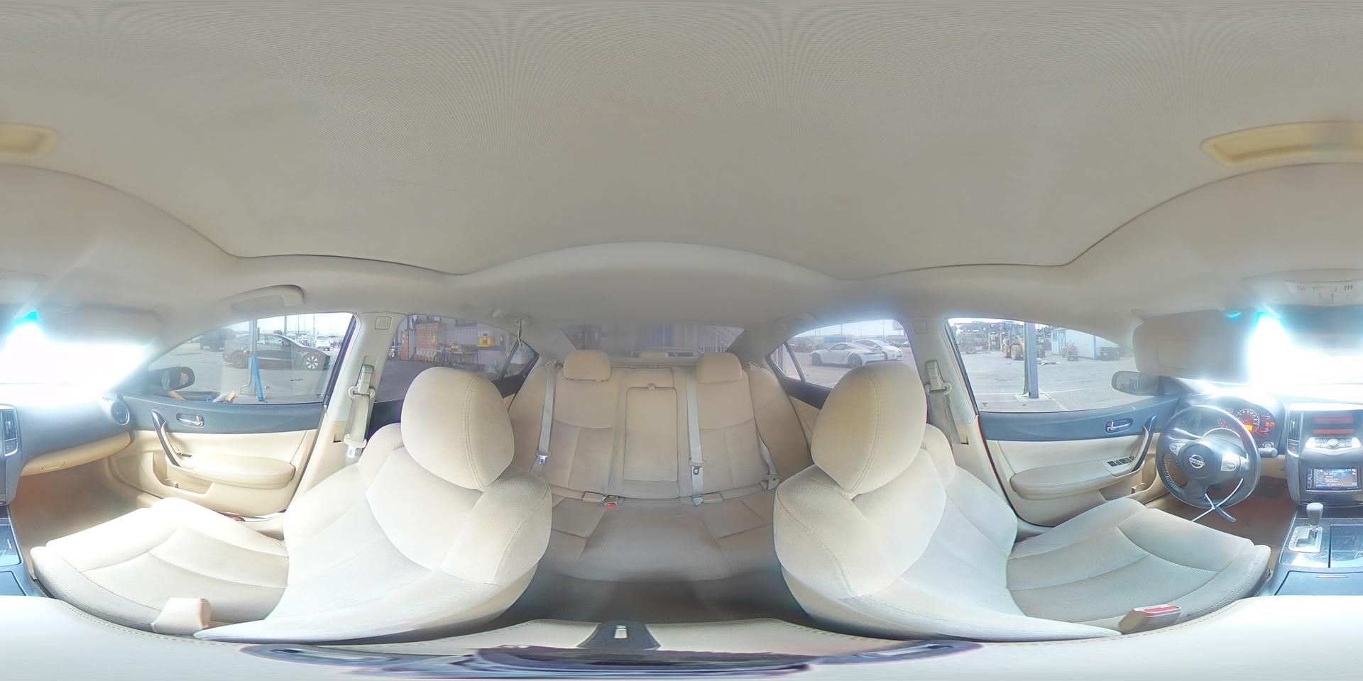 2011 NISSAN Maxima