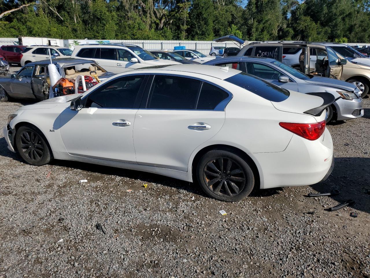 2017 INFINITI Q50