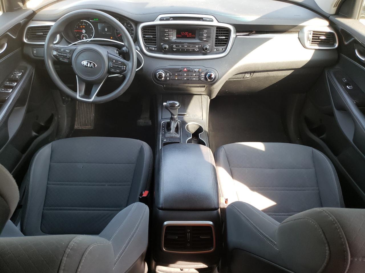 2016 KIA SORENTO