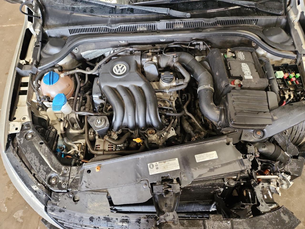 2013 VOLKSWAGEN JETTA