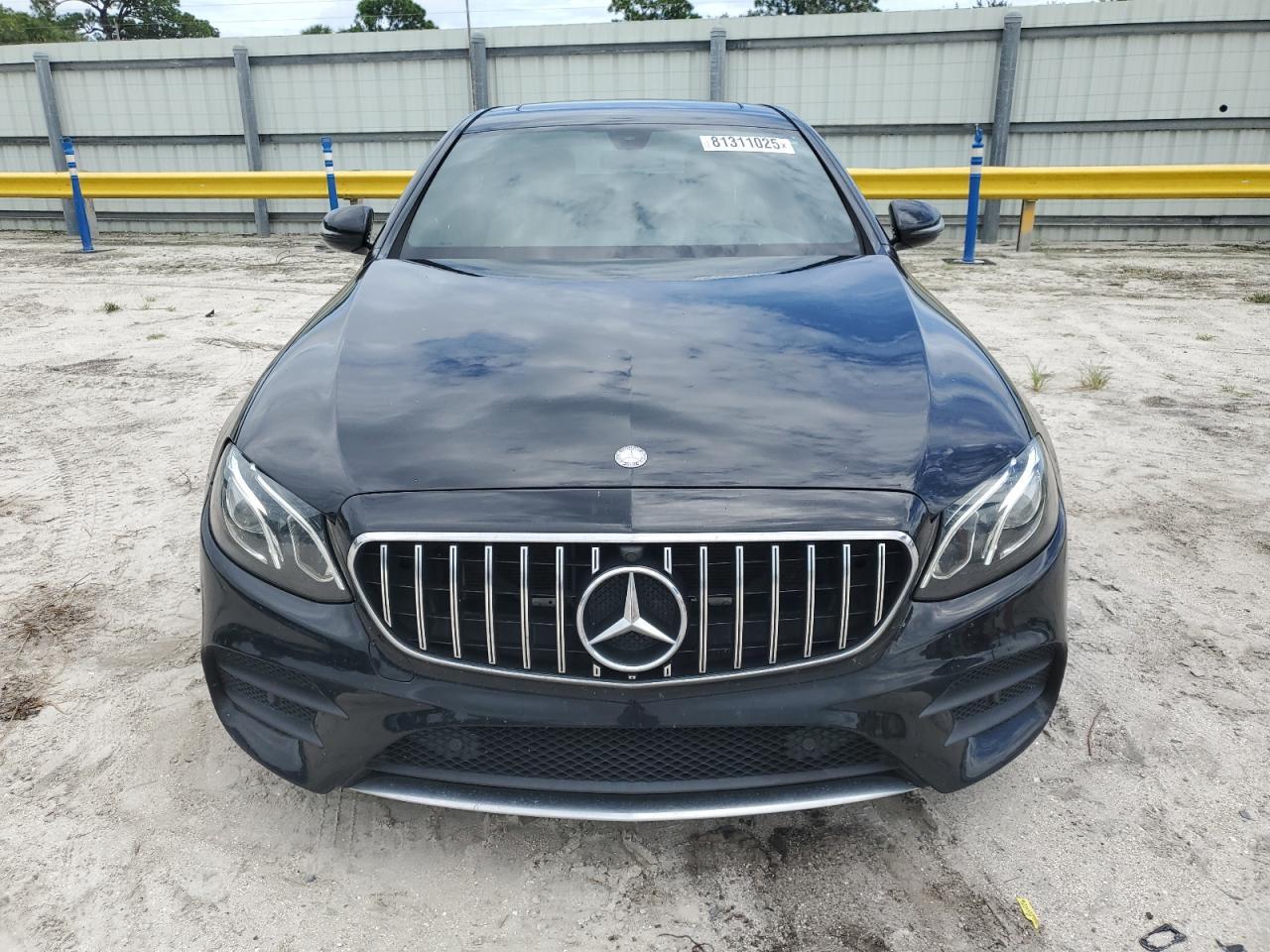 2017 MERCEDES-BENZ E-Class