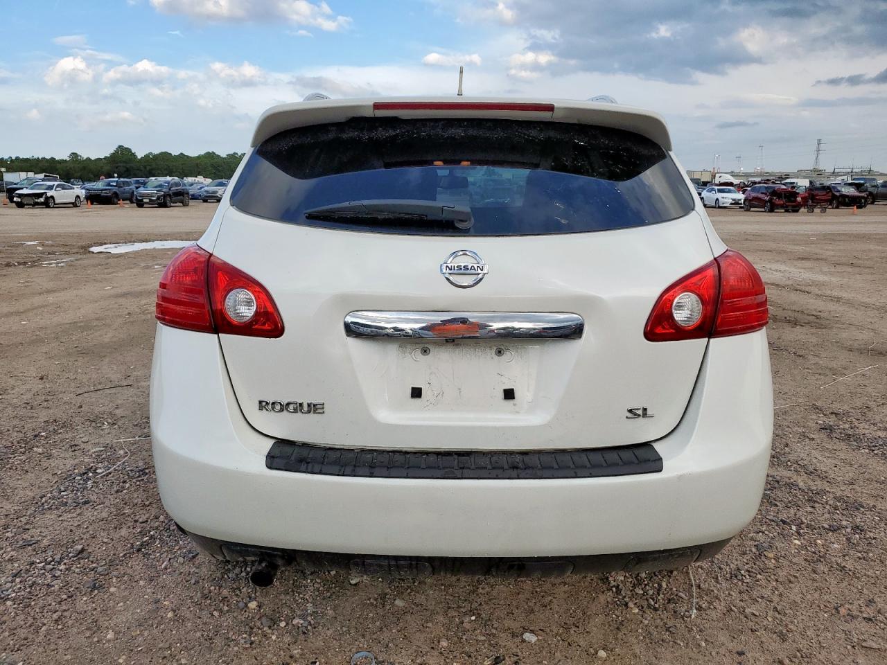 2012 NISSAN ROGUE