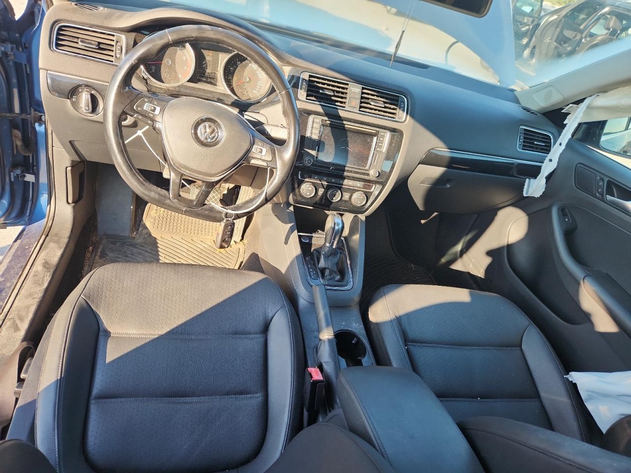 2017 VOLKSWAGEN JETTA