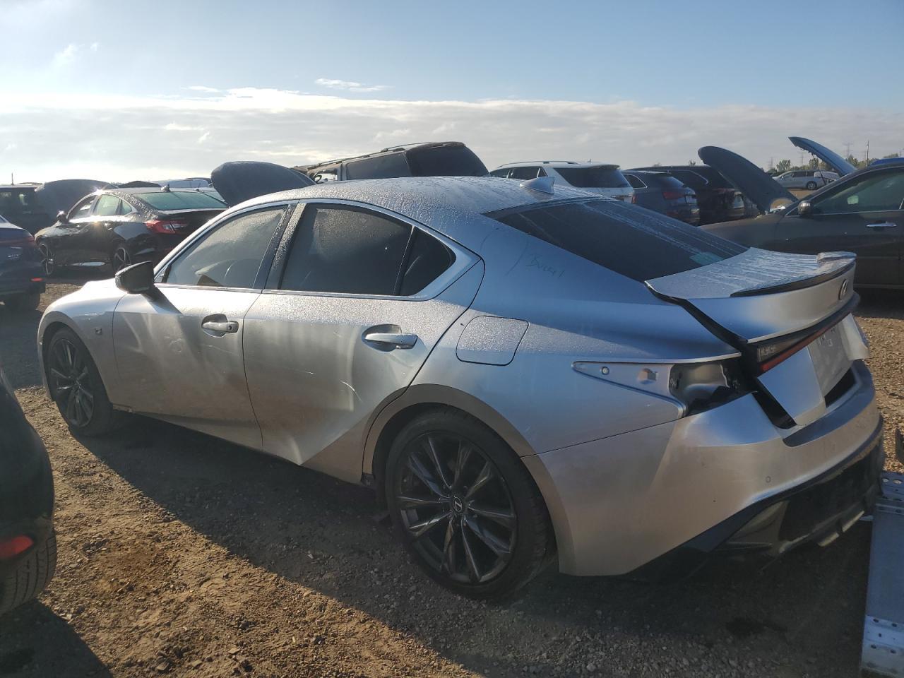2022 LEXUS Is