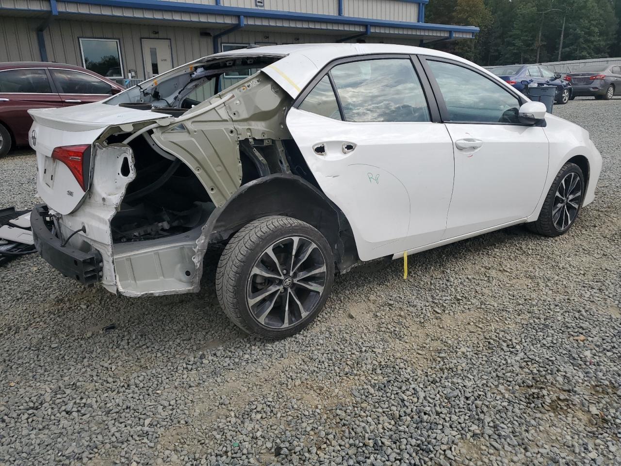 2019 TOYOTA COROLLA