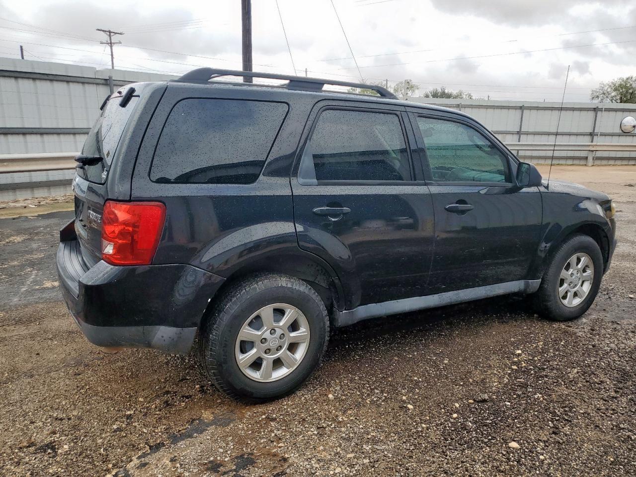 2011 MAZDA Tribute