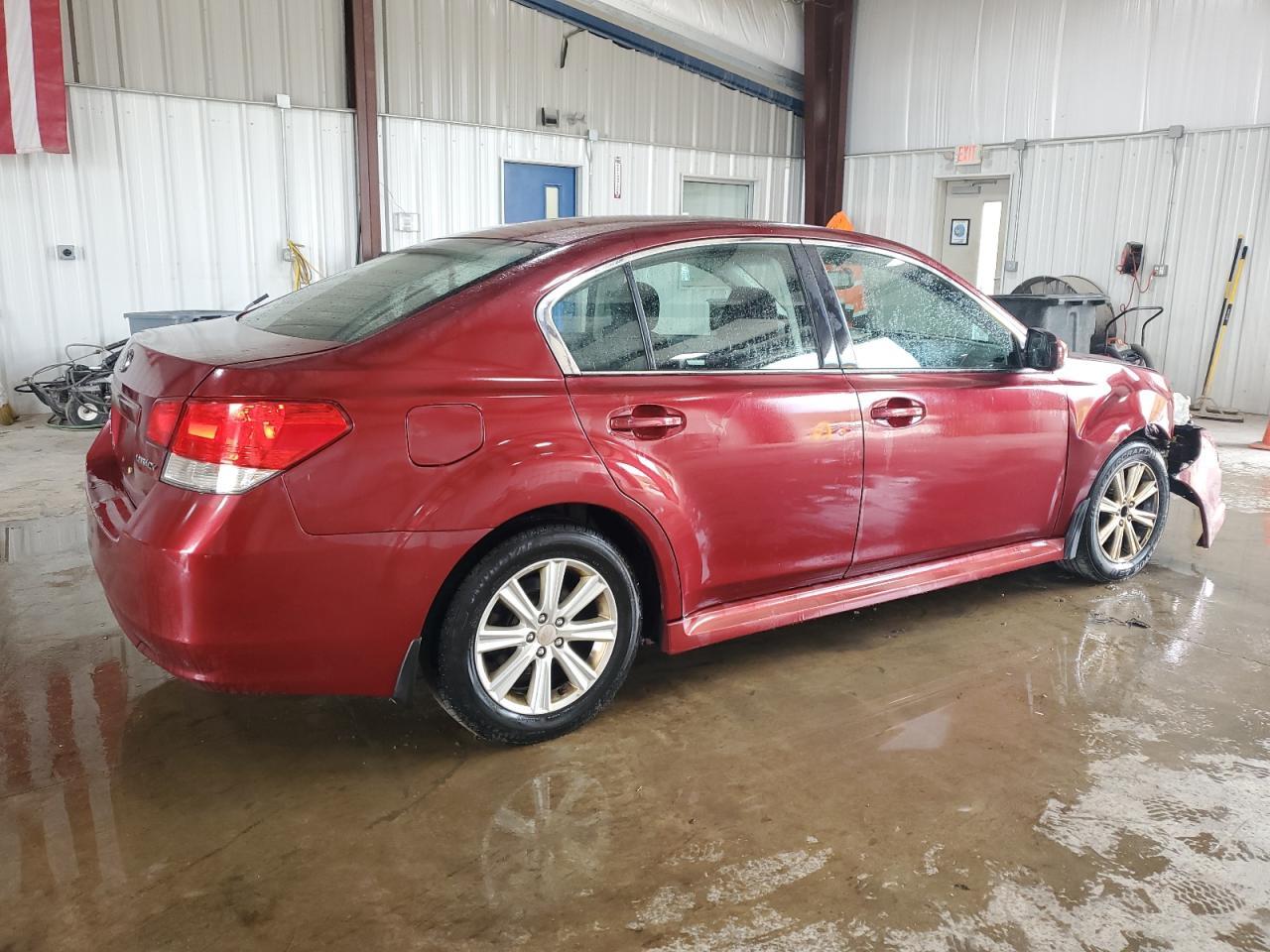 2011 SUBARU Legacy