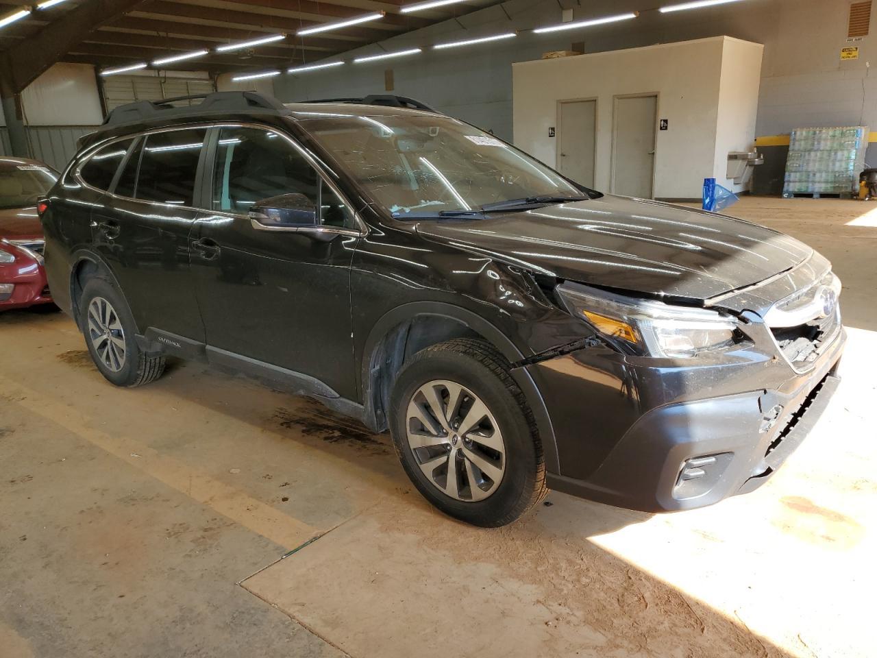 2020 SUBARU Outback