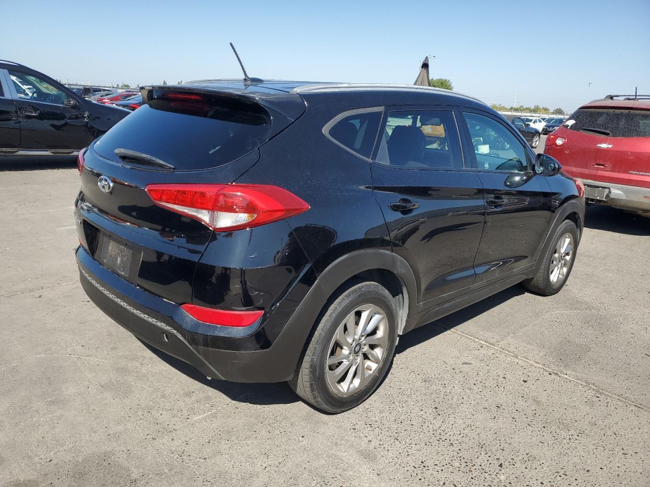 2016 HYUNDAI TUCSON