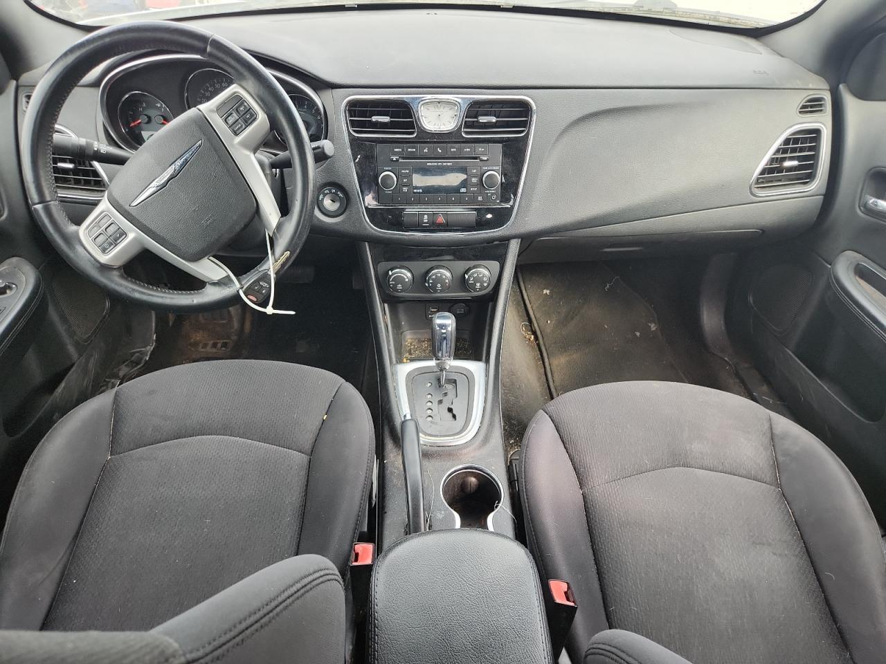 2012 CHRYSLER 200