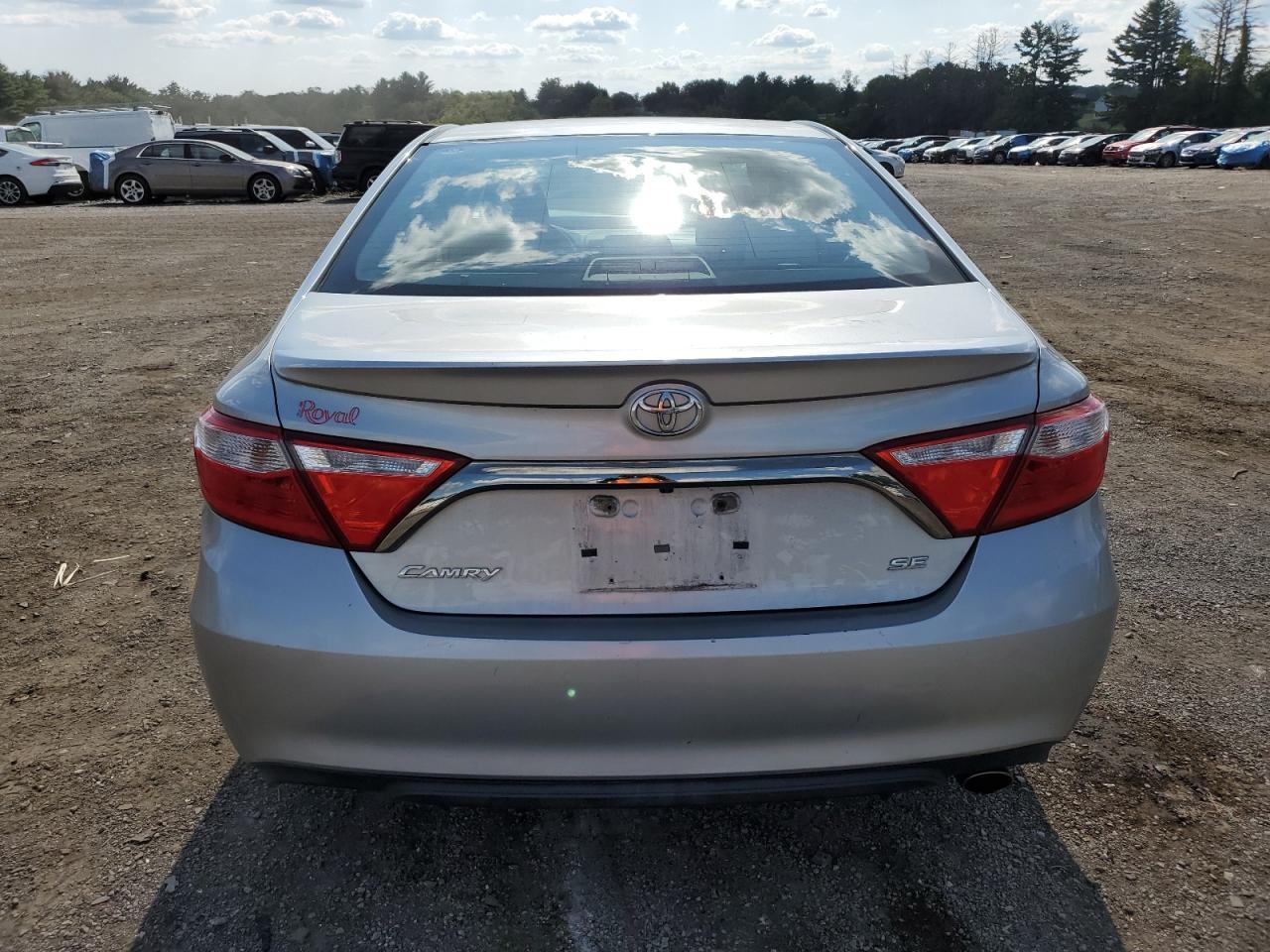 2015 TOYOTA CAMRY