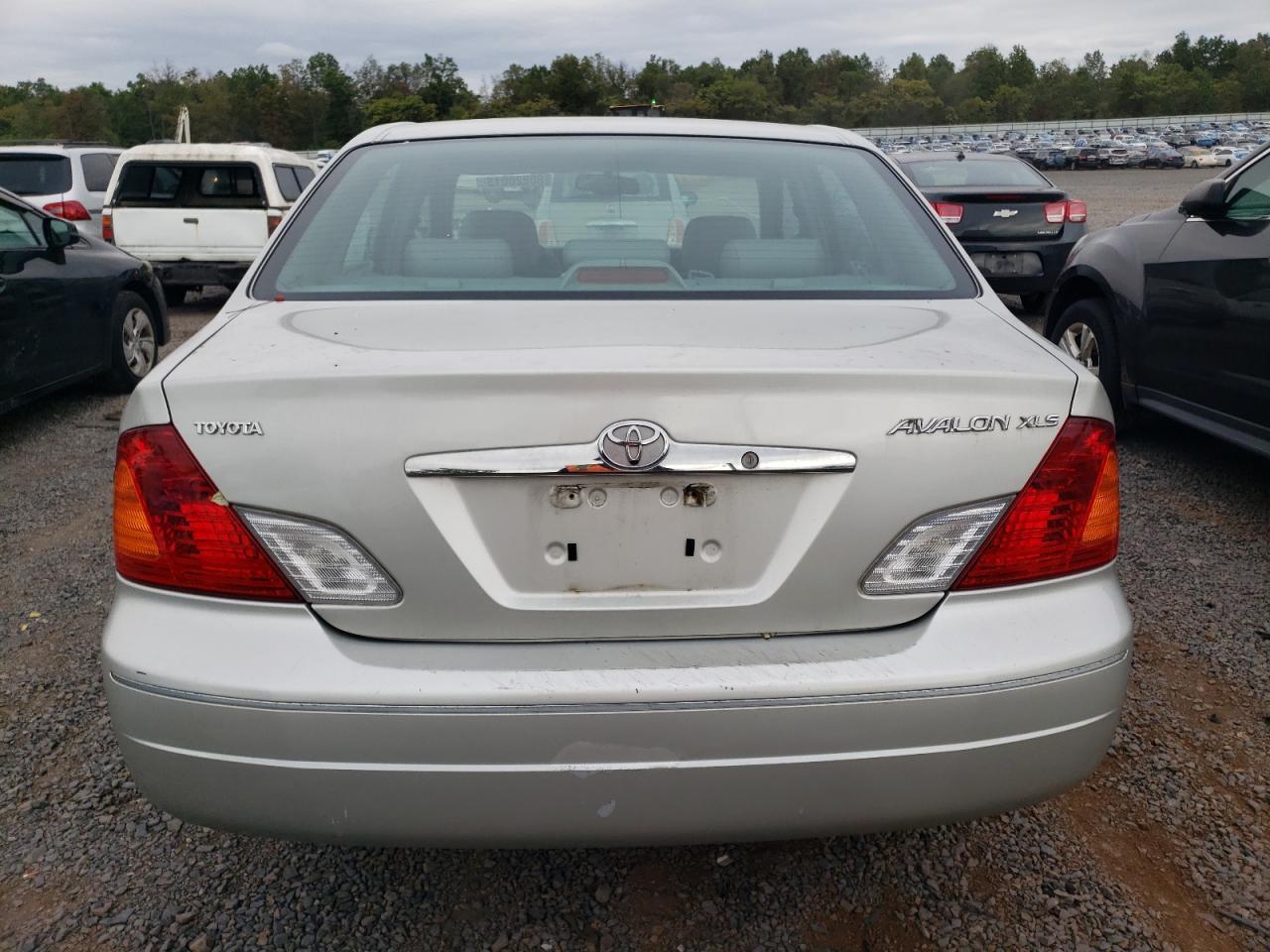 2000 TOYOTA Avalon