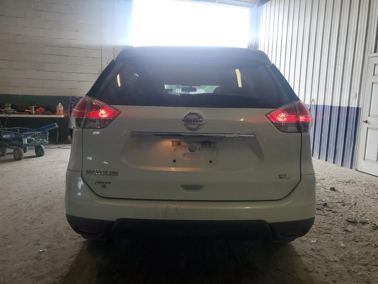 2015 NISSAN ROGUE