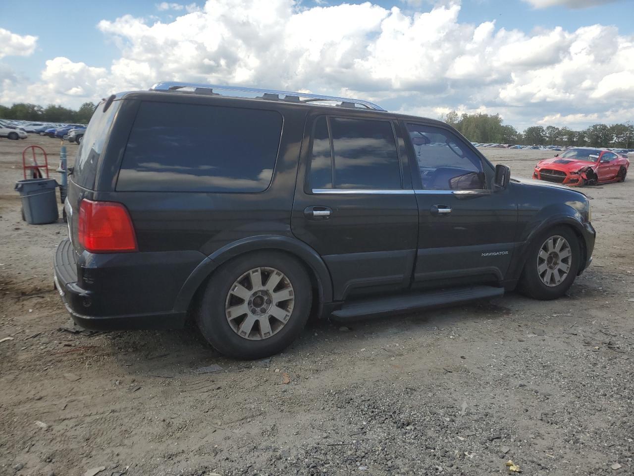 2004 LINCOLN Navigator