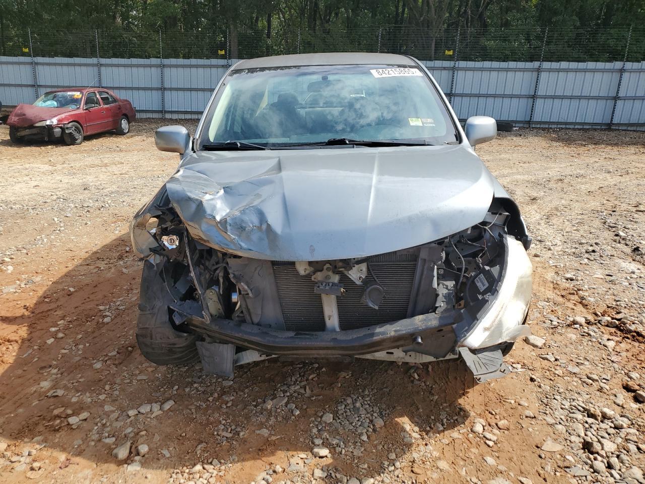2010 NISSAN VERSA