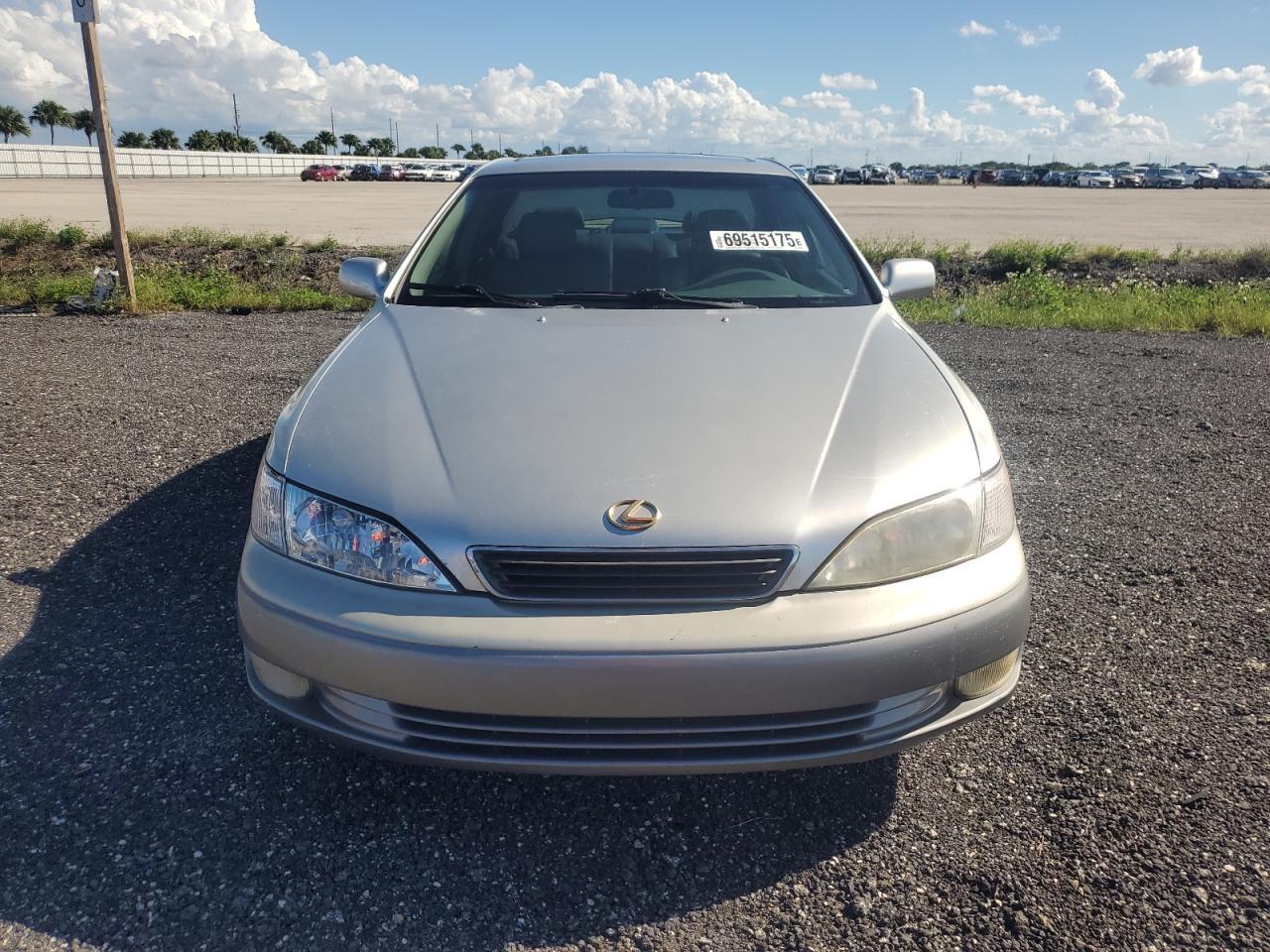 1999 LEXUS Es