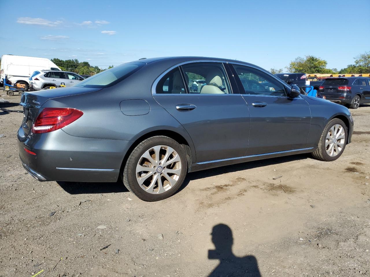 2017 MERCEDES-BENZ E-Class