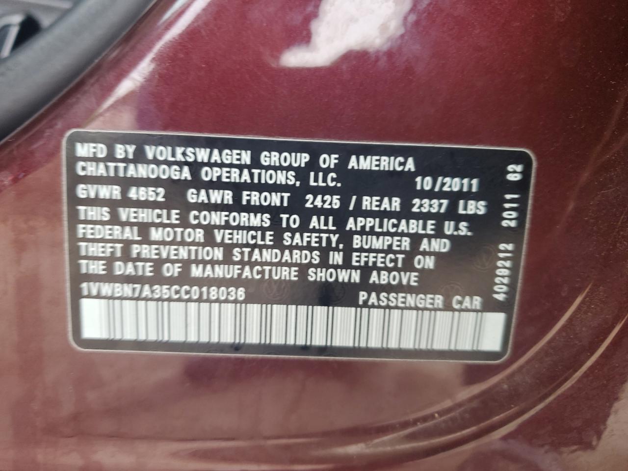2012 VOLKSWAGEN Passat