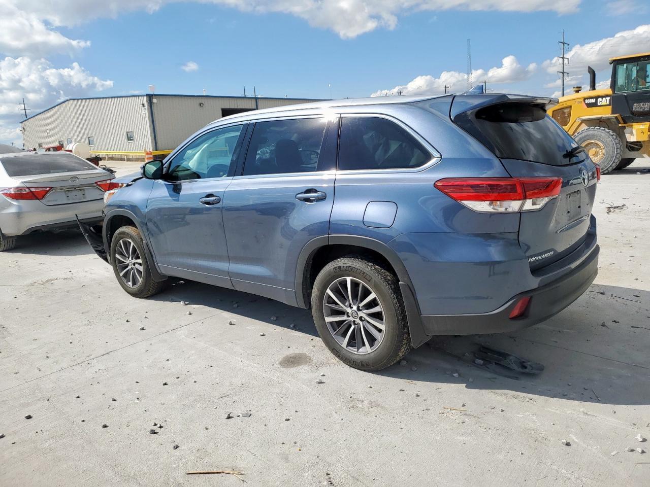 2018 TOYOTA HIGHLANDER