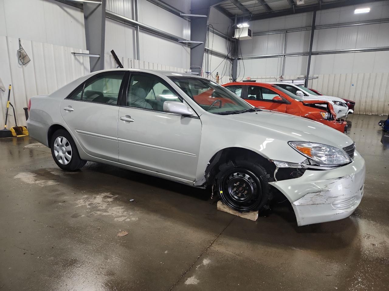 2004 TOYOTA CAMRY