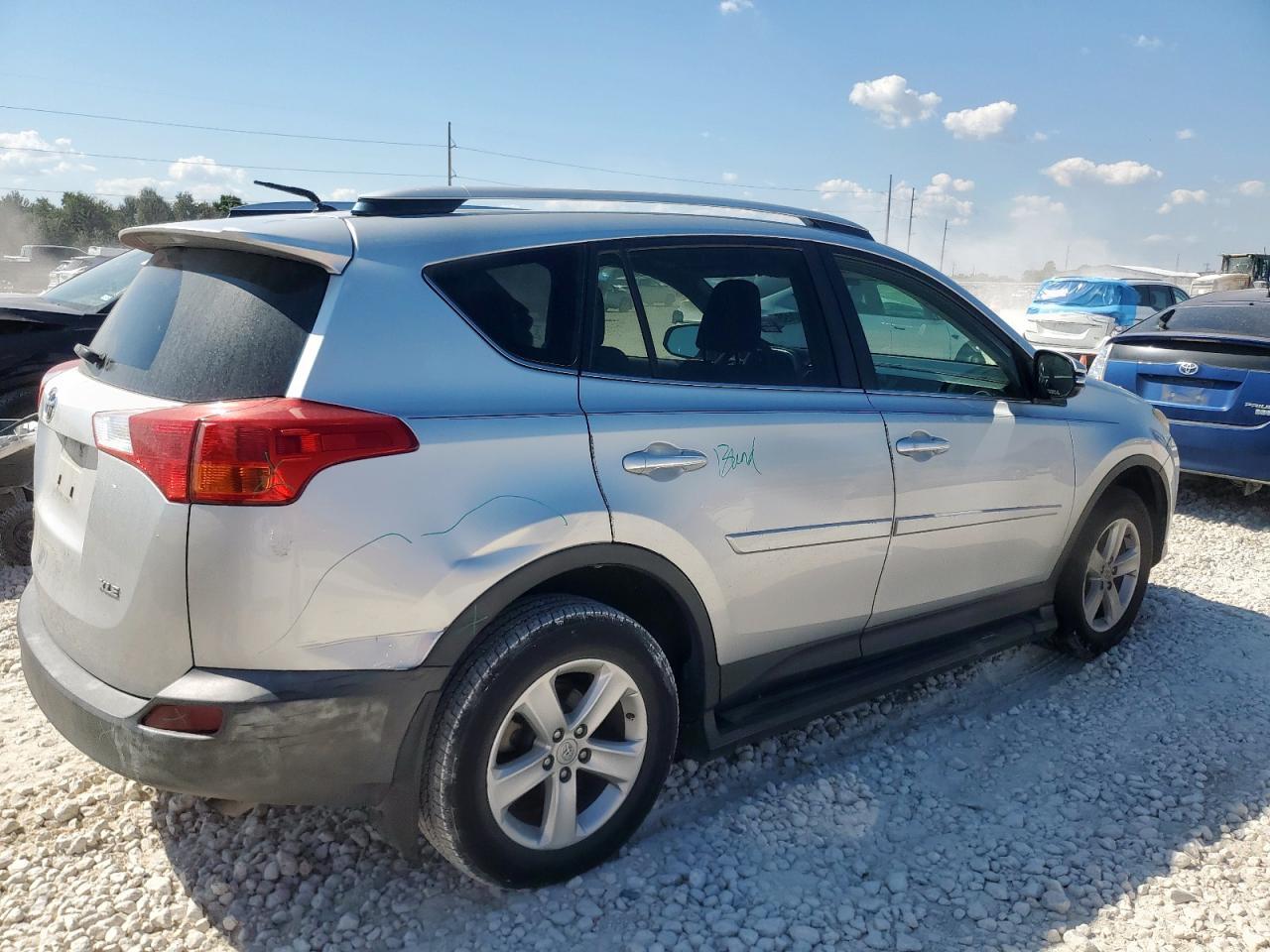2013 TOYOTA RAV4