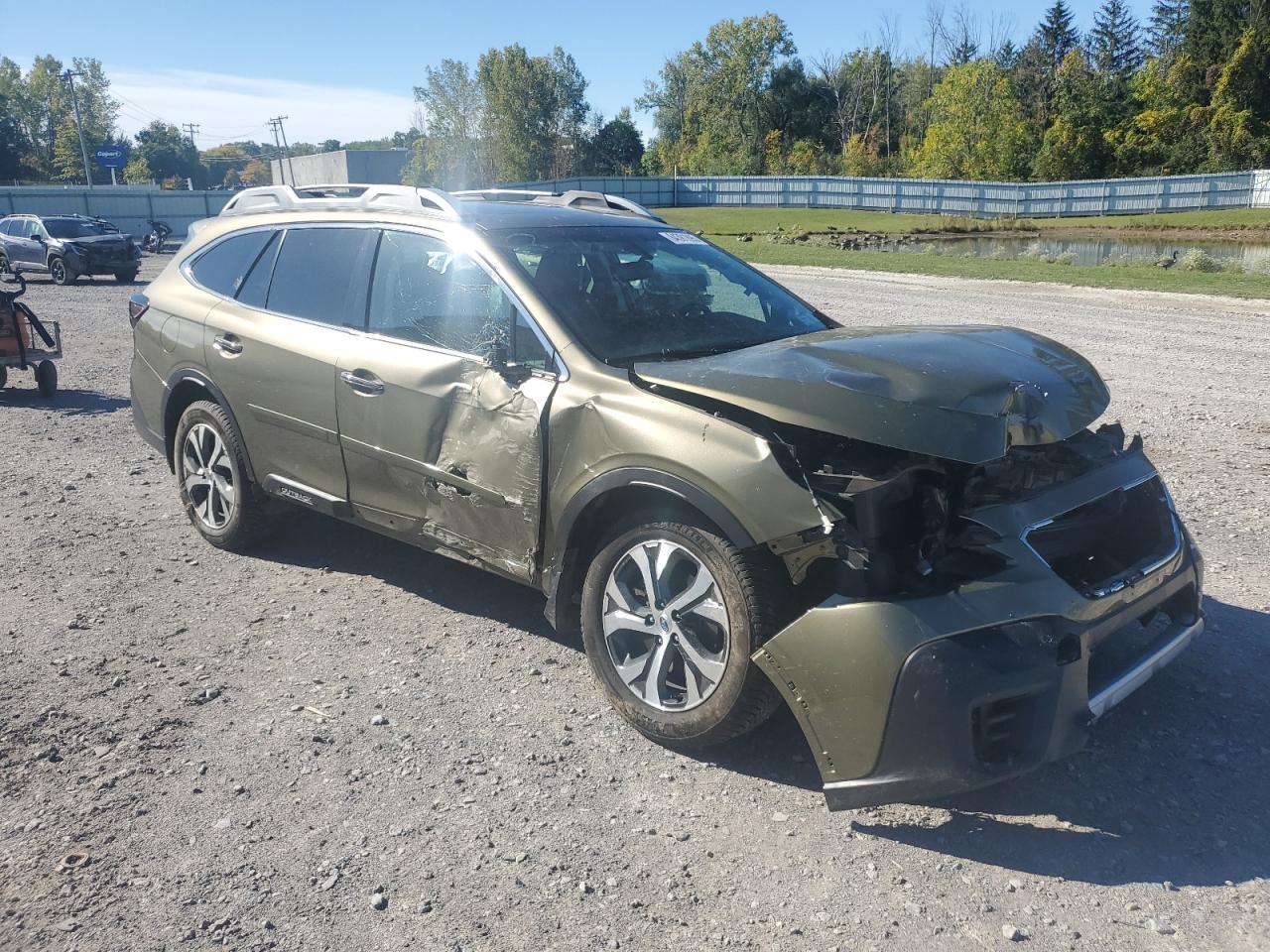 2020 SUBARU Outback