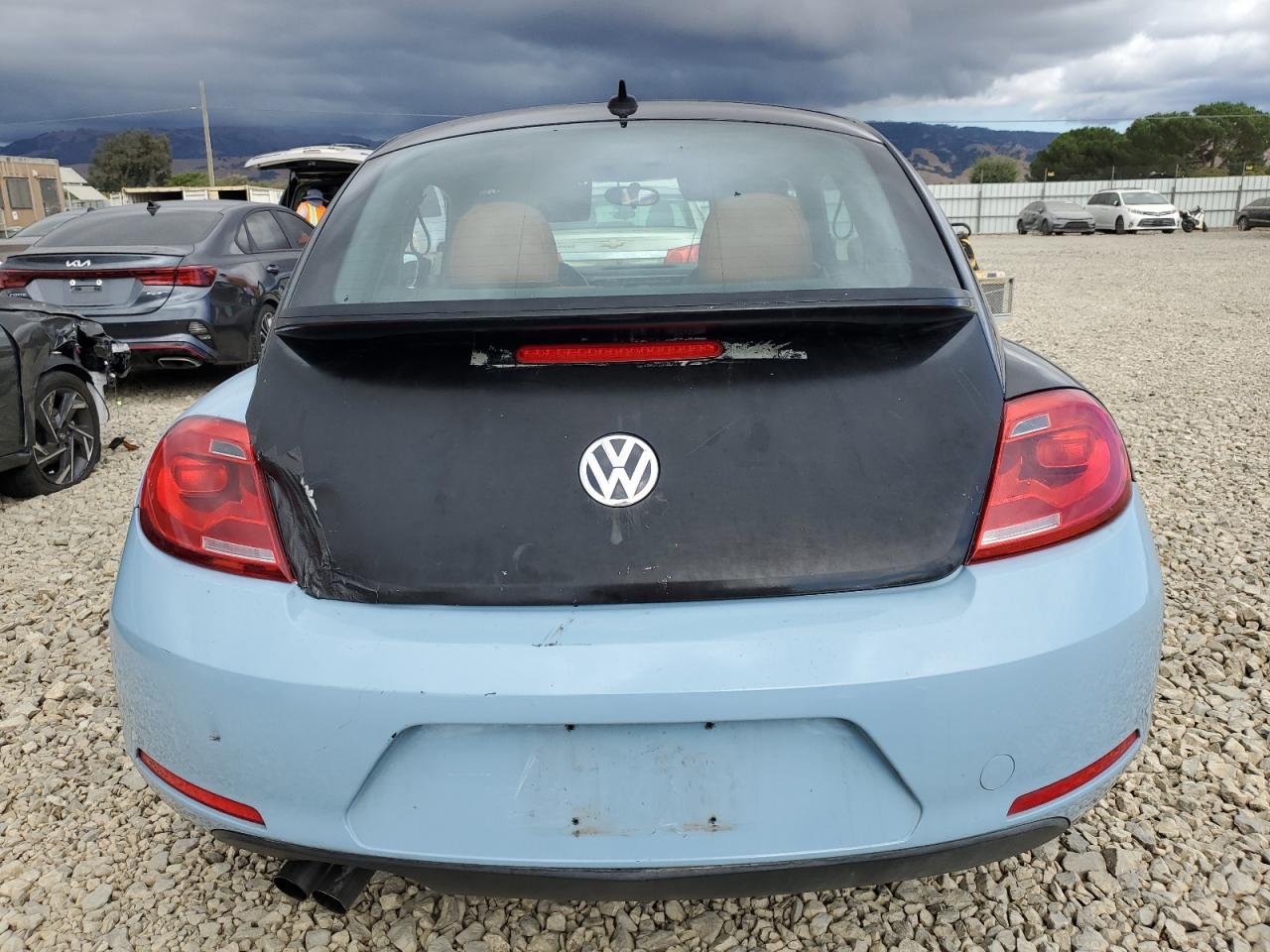 2015 VOLKSWAGEN Beetle