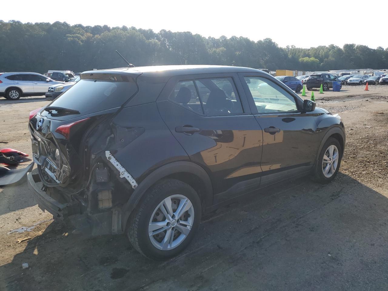 2020 NISSAN KICKS